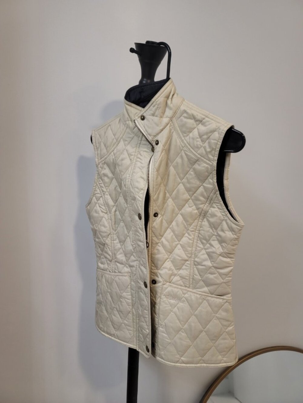 Barbour Otterburn Gilet Quilted Puffer Vest Full Zip Snap Cream Womens Size 4